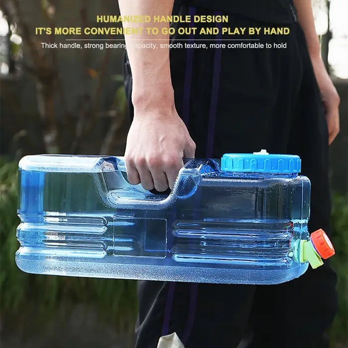 Seau d'eau extérieur de capacité de 5