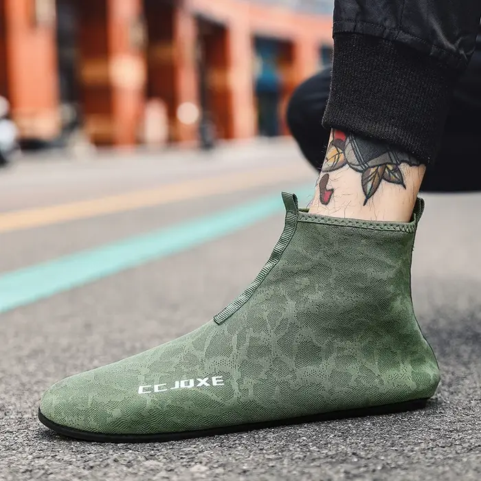 Chaussures de marche en maille pour hommes