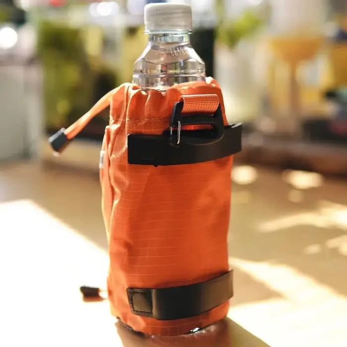 Porte-bouteille d'eau pour sangle de sac à dos