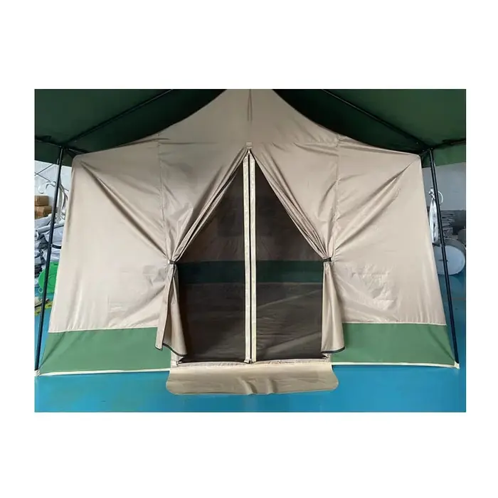 Tente de glamping de luxe de style safari
