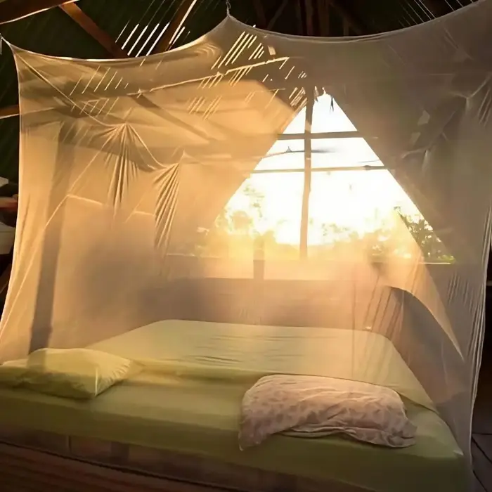 Moustiquaire d'extérieur pour gazebo