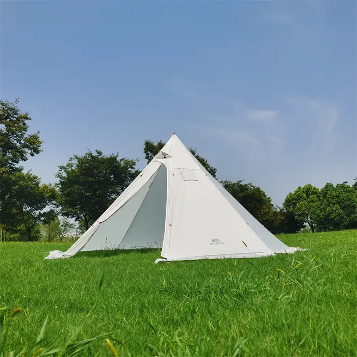 Tente chaude Tipi pour 4-6 personnes avec prise de réchaud 400PRO