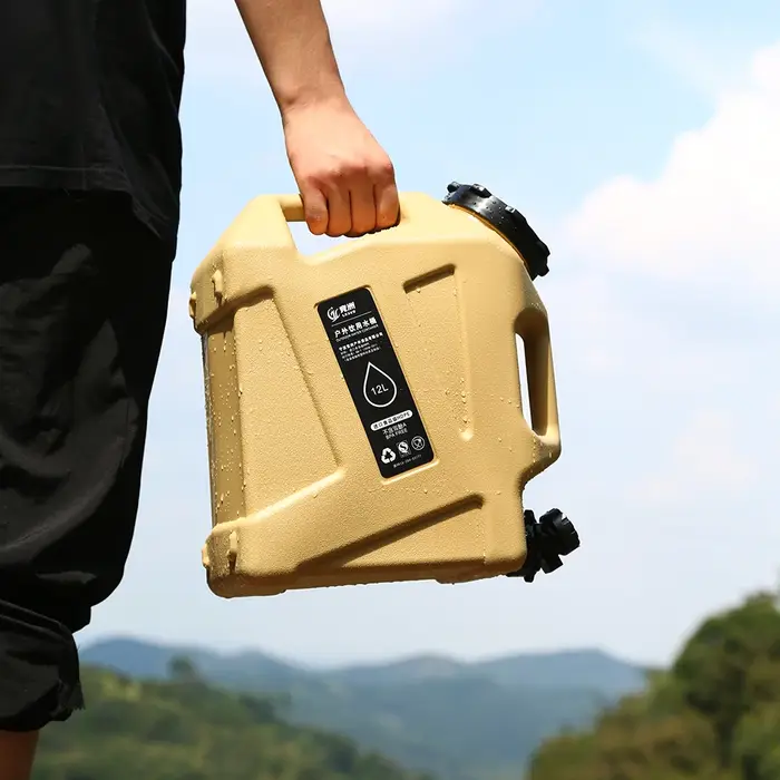 Récipient à eau de camping de grande capacité avec poignées amovibles