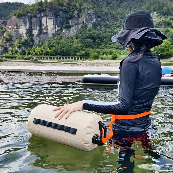 Sac flottant multifonctionnel pour bouteille d'eau, conteneur de 10 kg, contrepoids de tente, sac d'eau en PVC pour la natation, la dérive et le surf en extérieur