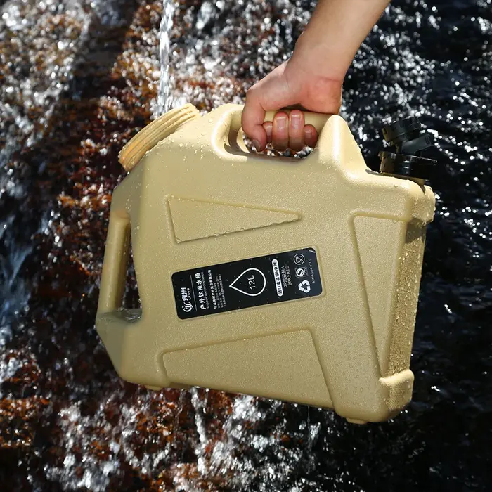 Récipient à eau de camping de grande capacité avec poignées amovibles