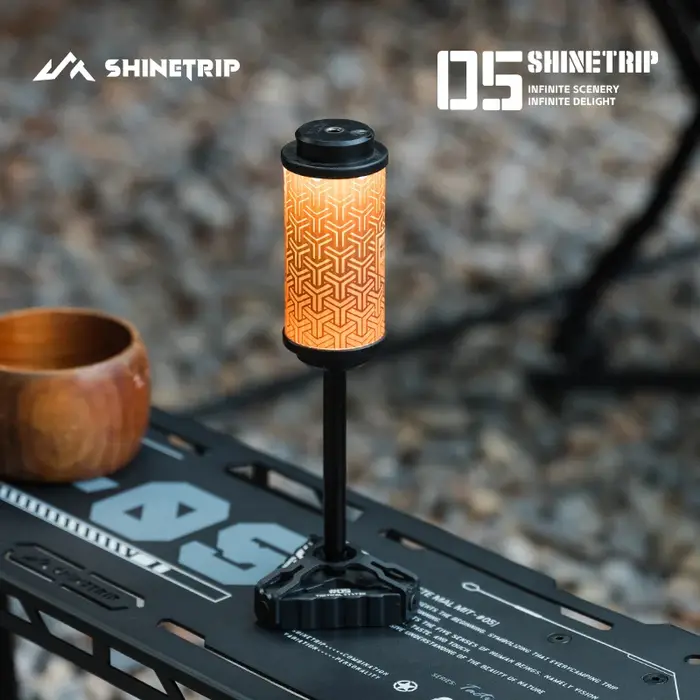 Support de lumière d'ambiance de Camping en plein air ShineTrip en alliage d'aluminium