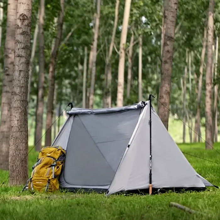 Abri de tente de camping monocouche pour deux personnes