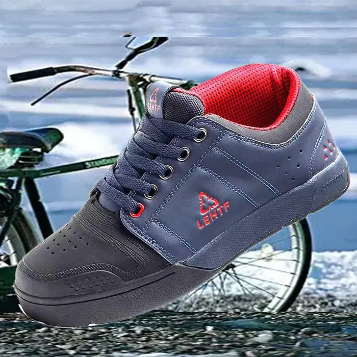 Chaussures de montagne respirantes pour hommes et femmes, baskets d'escalade, chaussures de sport de haute qualité, chaussures de trekking, chaussures de cyclisme tout-terrain, chaussures de rencontre
