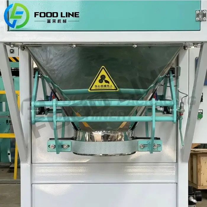 5kg-50kg granulaire riz haricots alimentation cacahuètes noix de cajou maïs Grain Triticale granulés pesant Machine de remplissage sac en plastique pour la nourriture
