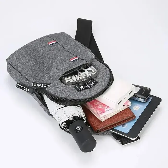 Fashionable and Trendy Lightweight Single Minimalist Shoulder Crossbody Bag for Men with Large Capacity for Leisure and Sports