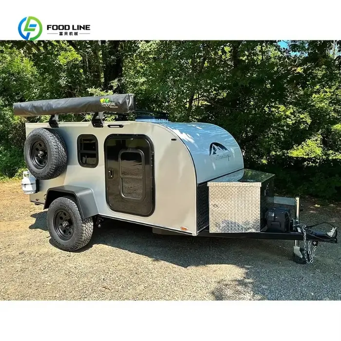 Remorque teardrop tout-terrain personnalisable