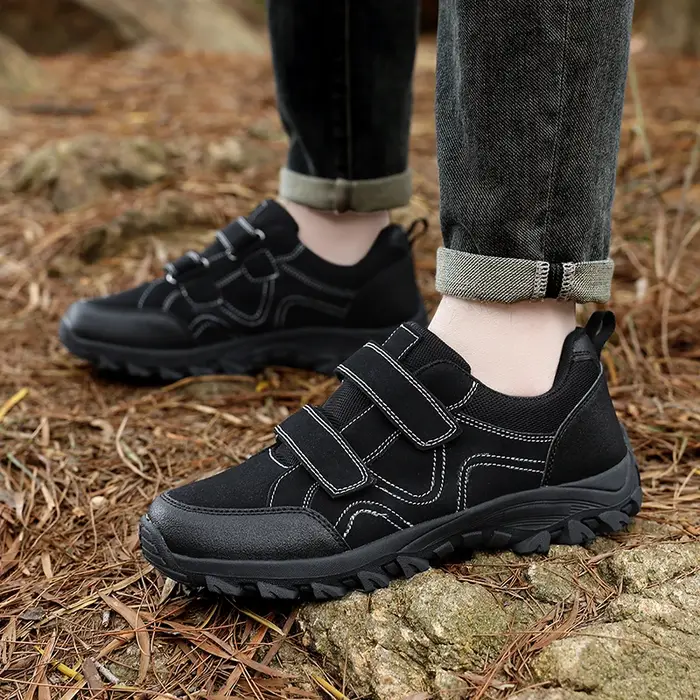 Nouvelles chaussures de randonnée pour hommes