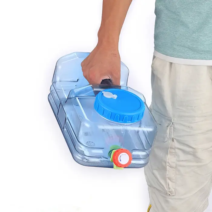 Seau d'eau extérieur de capacité de 5