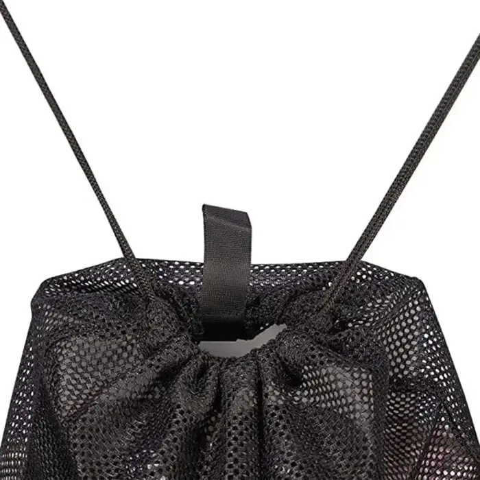 Sac à dos à mailles avec cordon de proximité