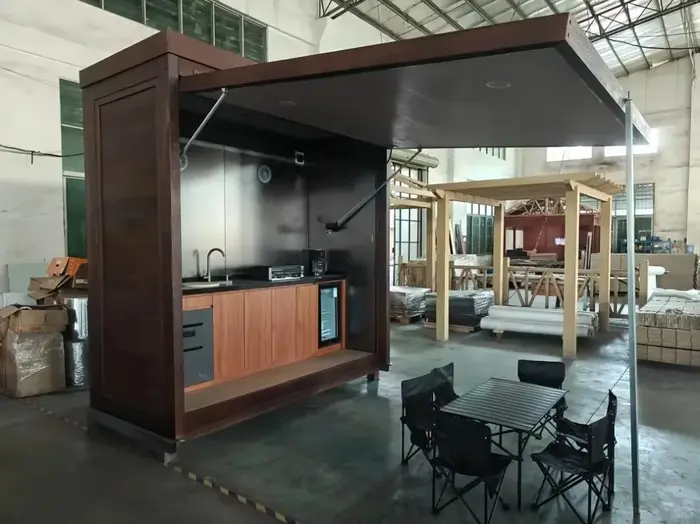 Station de cuisson extérieure compacte tout-en-un personnalisable avec grill
