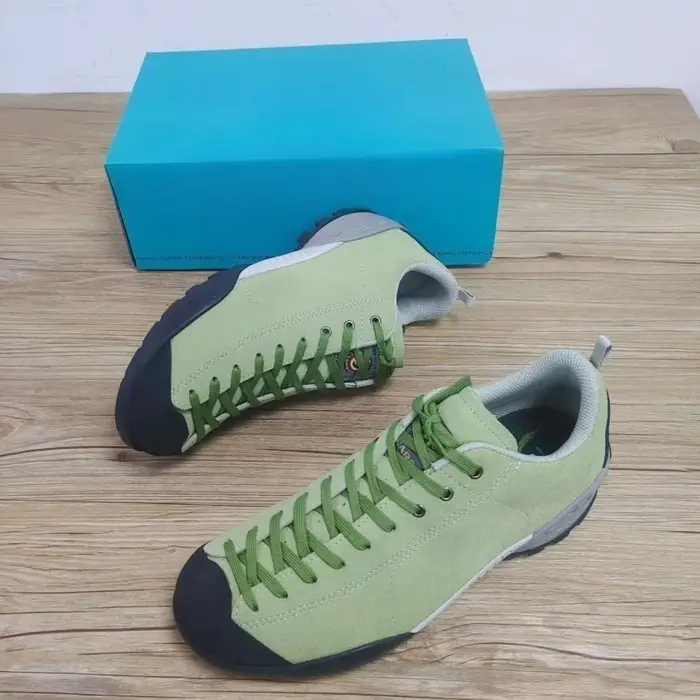 Chaussures de randonnée classiques confortables antidérapantes de haute qualité