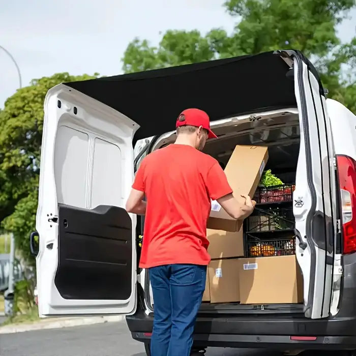 Auvent de porte arrière pour camping-car