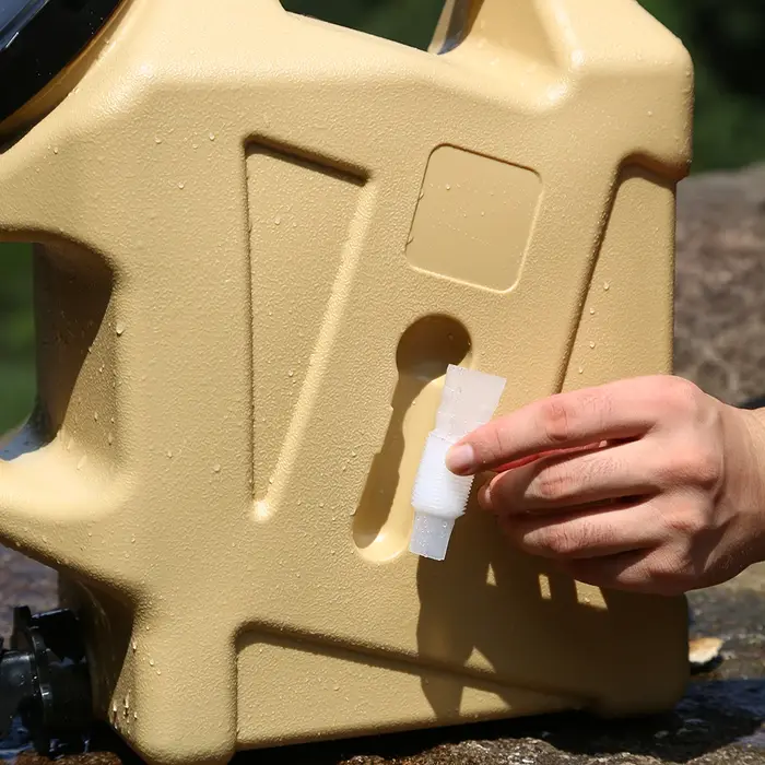 Récipient à eau de camping de grande capacité avec poignées amovibles