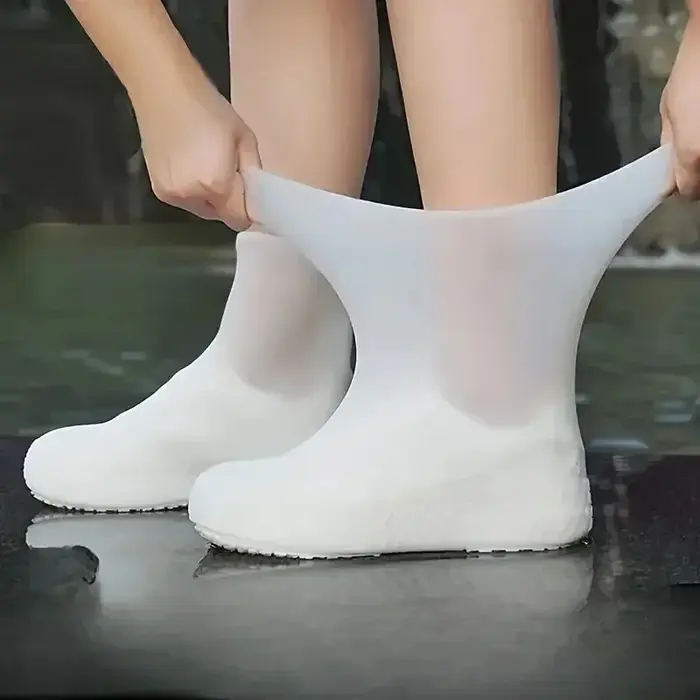 Couvre-chaussures imperméables en silicone pour une utilisation en extérieur