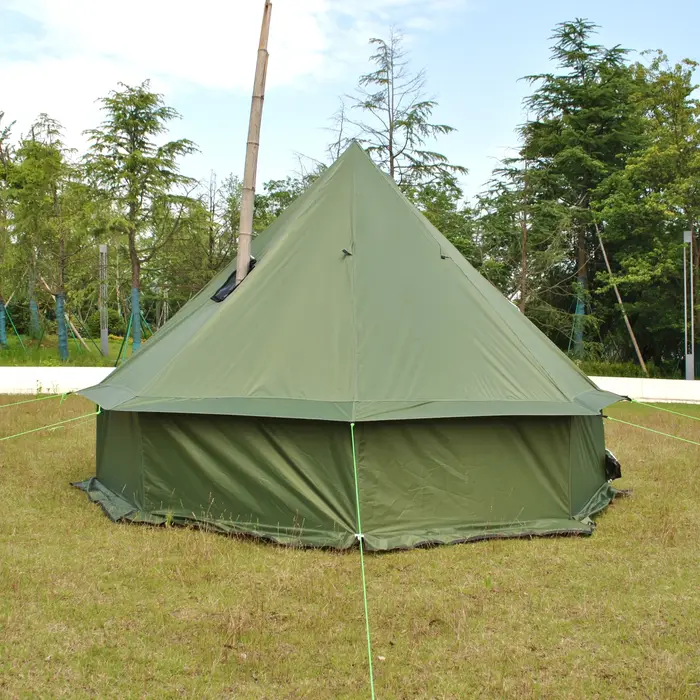 Grande tente chaude pyramide pour 8 personnes