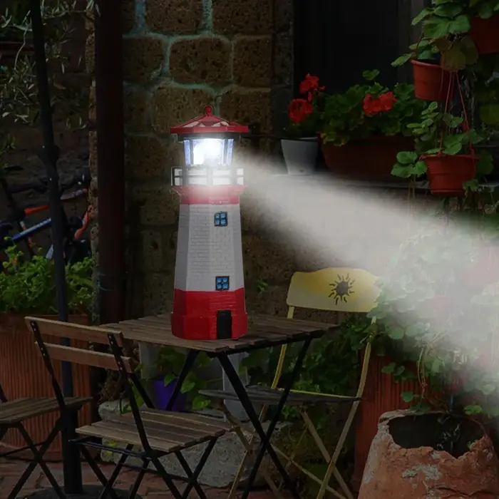 Phare Solaire avec Lampe Rotative