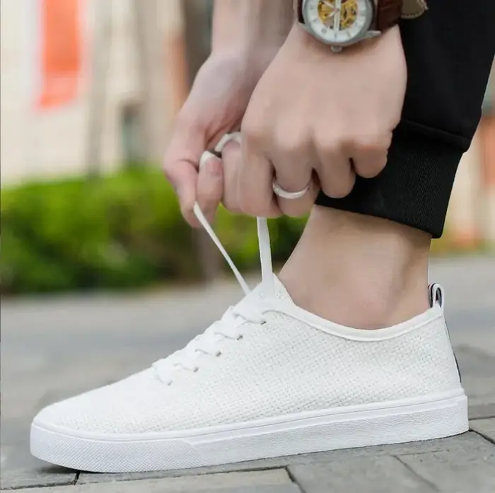 Chaussures de marche en maille respirante pour hommes