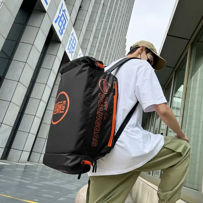 Sac à dos de sport imperméable pour hommes et femmes, grand sac à bandoulière de voyage, de sport, d