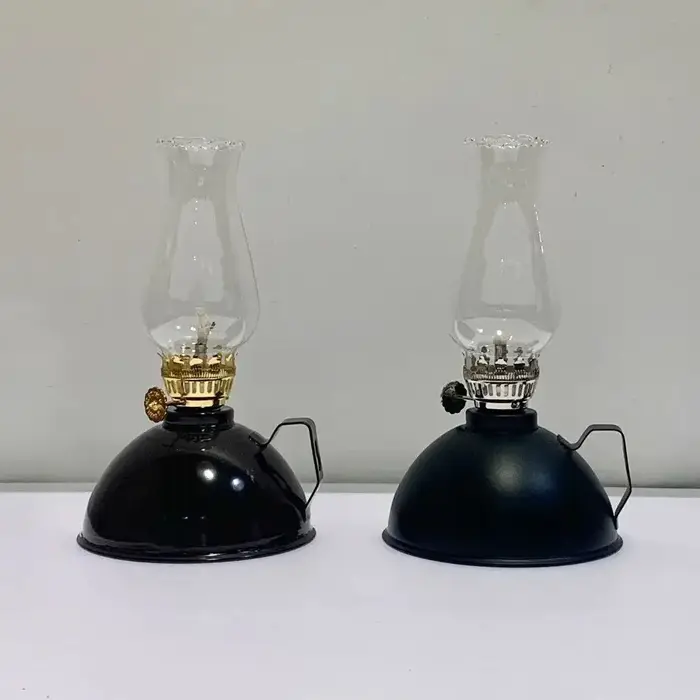 Lampe à kérosène rétro classique pour camping en plein air