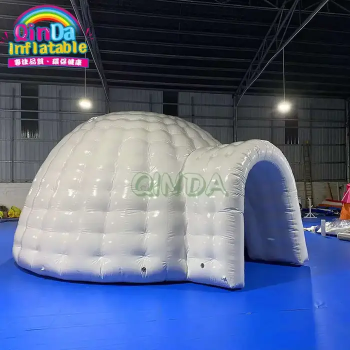Grande tente gonflable imperméable de dôme d'air de construction