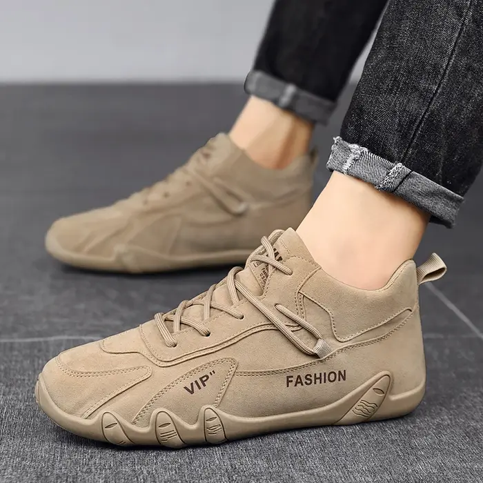 Chaussures de randonnée de sports de plein air pour hommes quatre saisons nouvelles chaussures de travail confortables antidérapantes mode jeunesse chaussures décontractées à la mode baskets pour homm