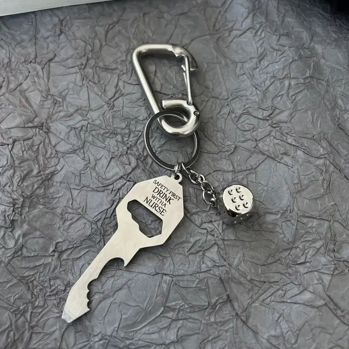 Mousqueton en acier inoxydable, accessoires porte-clés à la mode, qualité supérieure, pendentif de t