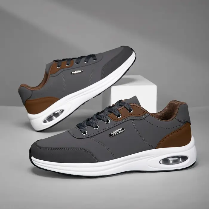 Nouvelles chaussures de marche pour hommes
