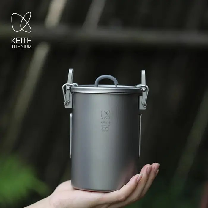 Casserole en titane Keith pour la cuisson en plein air