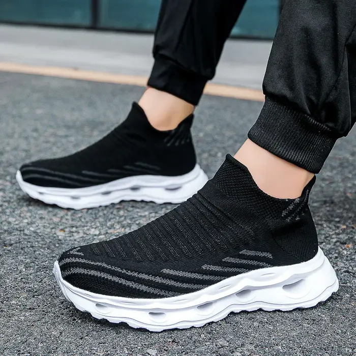 Chaussures de randonnée hommes sport course noir chaussures de course respirant maille femmes léger 