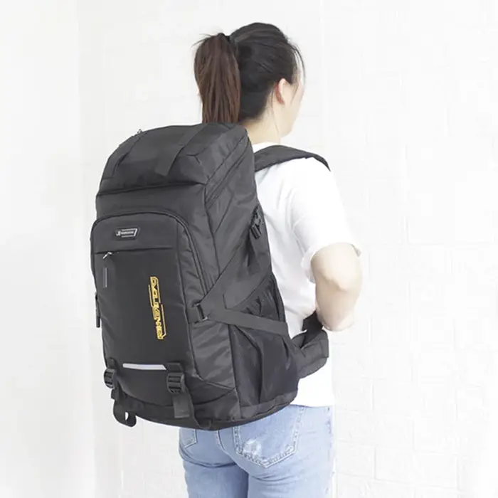 Sac à dos classique deux tailles pour hommes et femmes