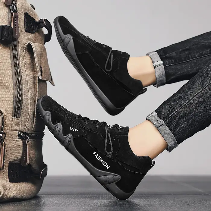 Chaussures de randonnée de sports de plein air pour hommes quatre saisons nouvelles chaussures de travail confortables antidérapantes mode jeunesse chaussures décontractées à la mode baskets pour homm