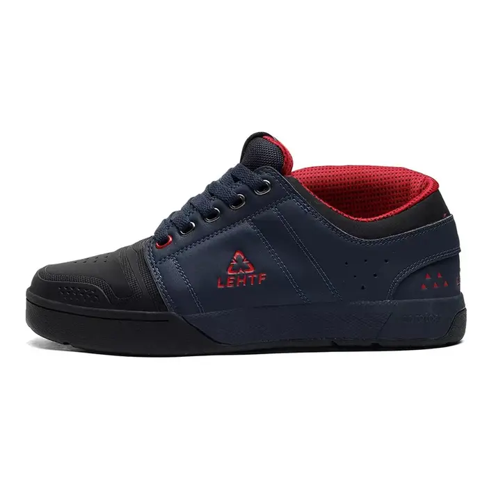Chaussures de montagne respirantes pour hommes et femmes, baskets d'escalade, chaussures de sport de