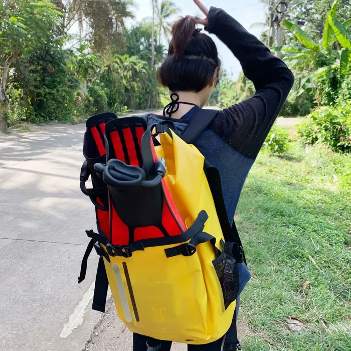 Sac à dos étanche – Fermeture à roulettes robuste