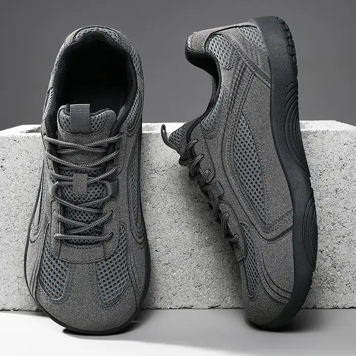 Chaussures de marche larges pour hommes