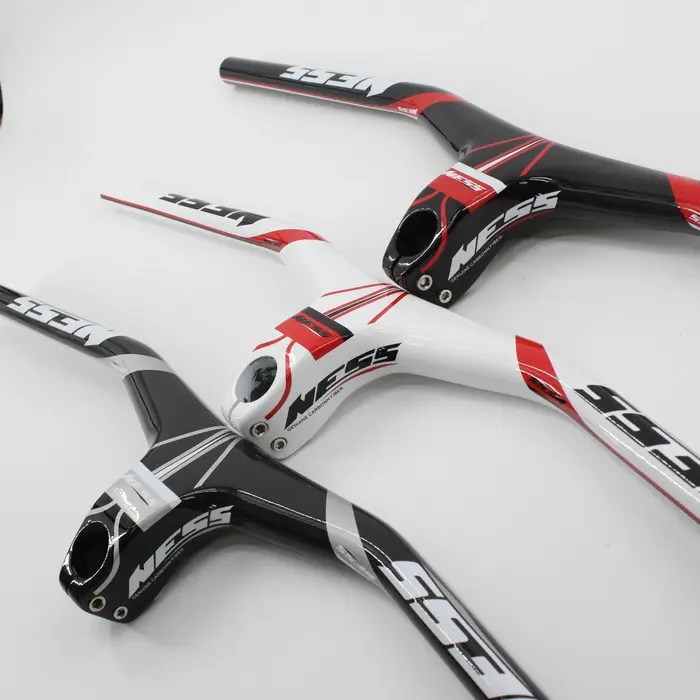Le plus récent guidon de vélo en fibre de carbone NESS VTT 3K et tige guidon VTT en carbone intégré-