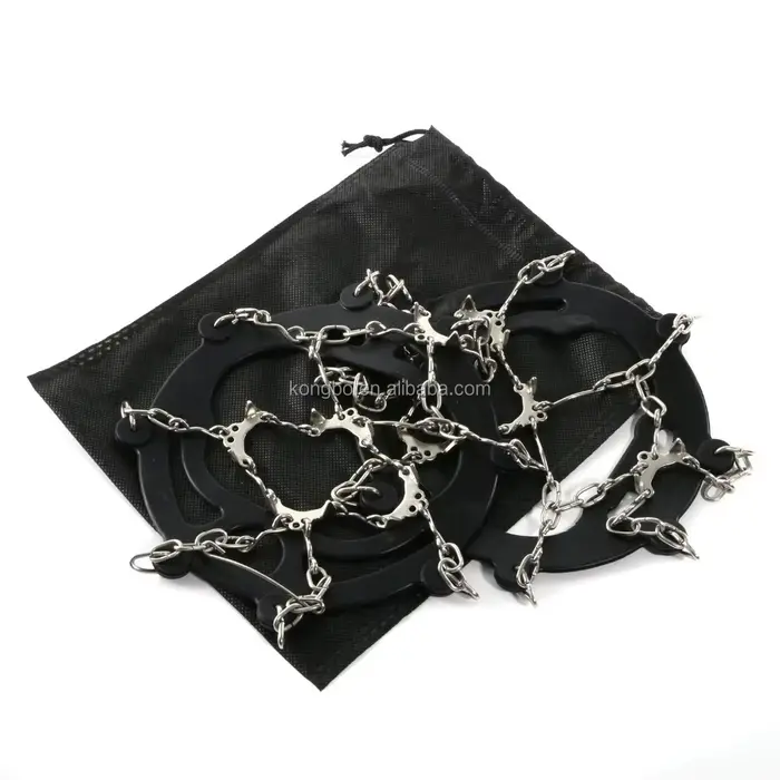 Crampons de traction pour la neige en plein air