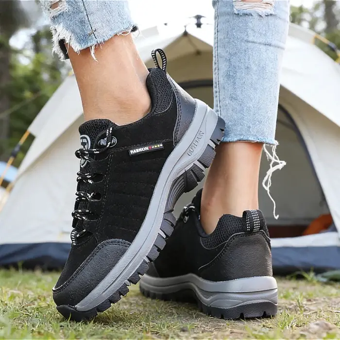 Chaussures de randonnée en daim et cuir pour femmes