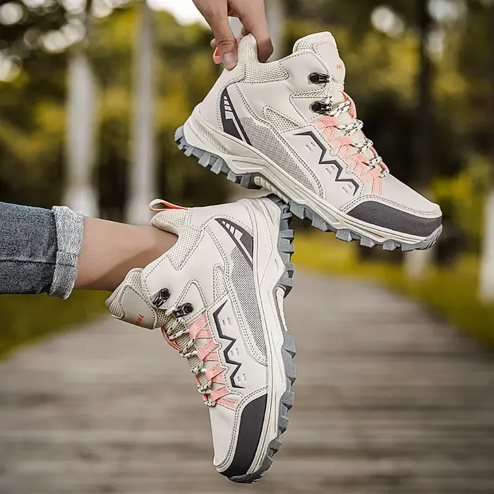 Chaussures de randonnée montantes pour hommes et femmes