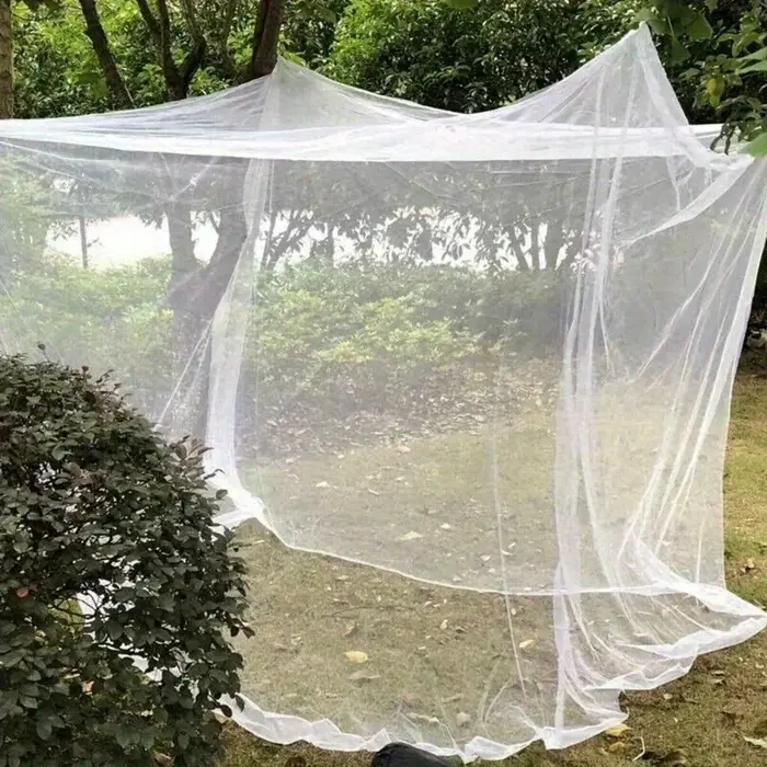 Grande moustiquaire de camping – Installation facile