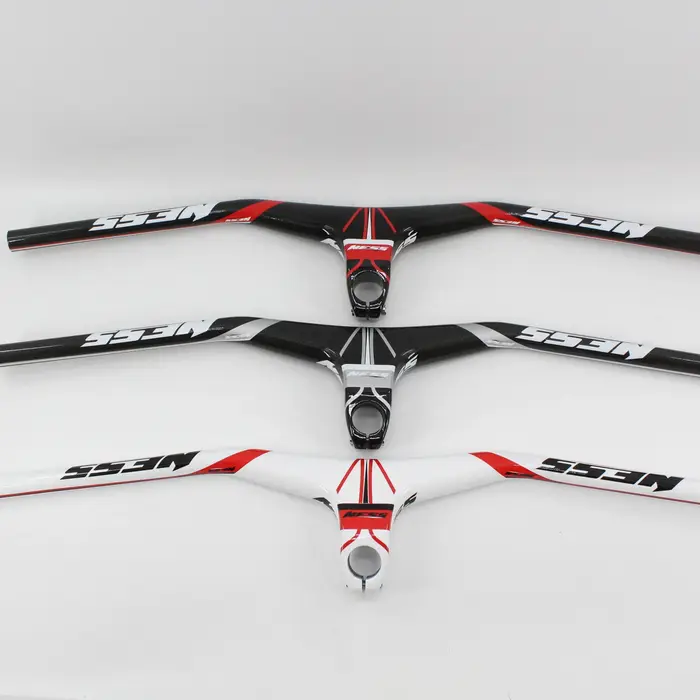 Le plus récent guidon de vélo en fibre de carbone NESS VTT 3K et tige guidon VTT en carbone intégré-