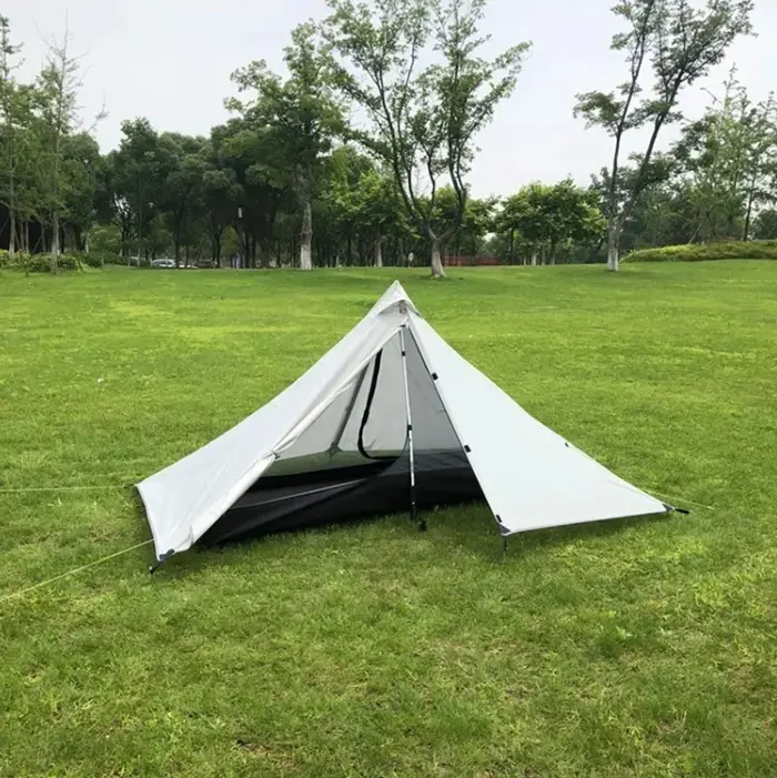 Tente de voyage unique pour touristes, sac à dos étanche à la pluie avec moustiquaire, tente de plag
