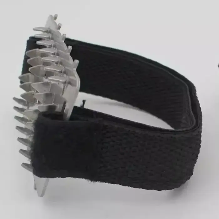Couvre-chaussures antidérapants en deux pièces pour la randonnée