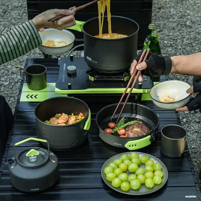 Alocs CW-C65 Camping Batterie de Cuisine Casseroles Rurry saupoudrer Bouilloire à Eau Ensemble Compa