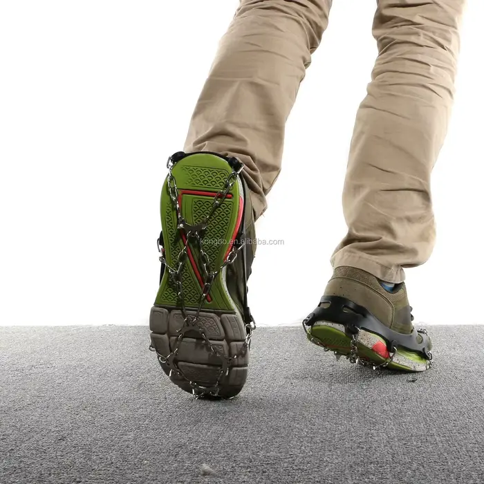 Crampons de traction pour la neige en plein air