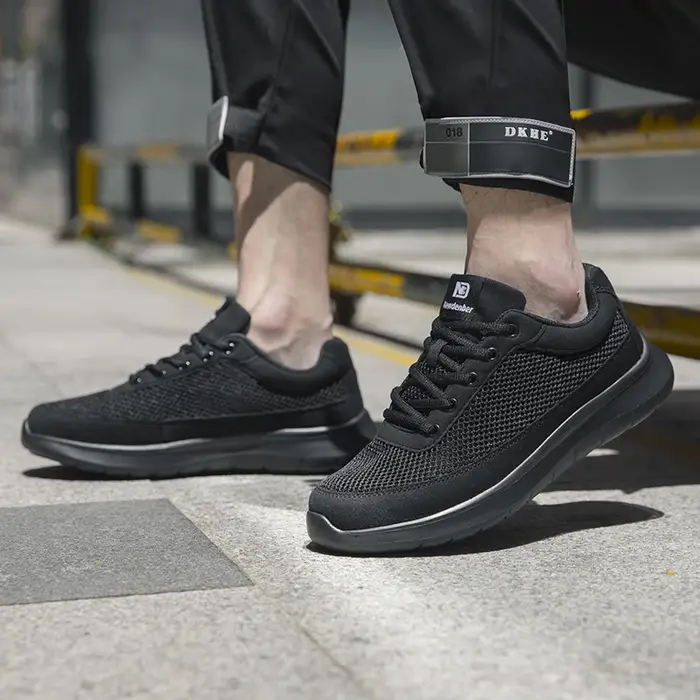 Chaussures de marche légères pour hommes